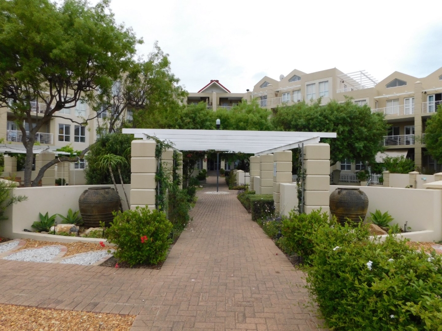 2 Bedroom Property for Sale in Harbour Island Western Cape